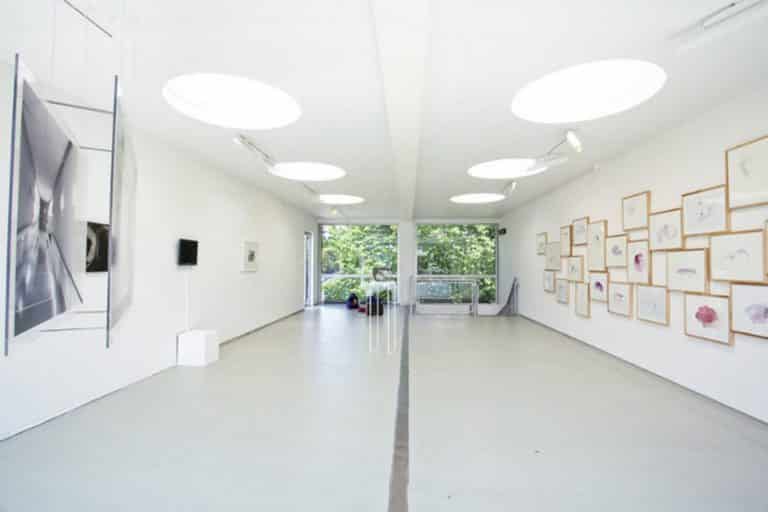 GAD, une galerie d'art de conteneurs maritimes par MMW Architects (2)