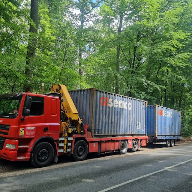 Transport routier de containers maritimes 20 pieds
