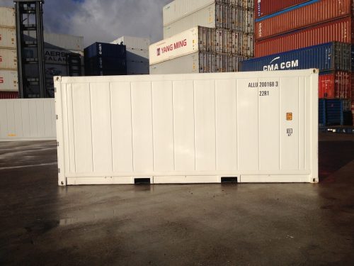 Container frigorique avant départ pour expédition inspection entrepôt containers maritimes GOLIAT containers